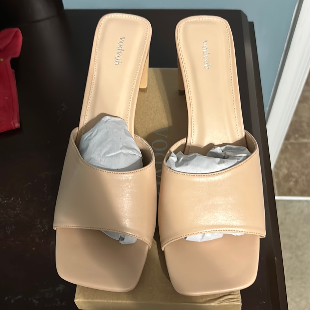 Nude Summer Sandal with Heel